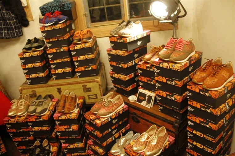 Sista Browns Christmas Pop up Store at Villa Paradiso